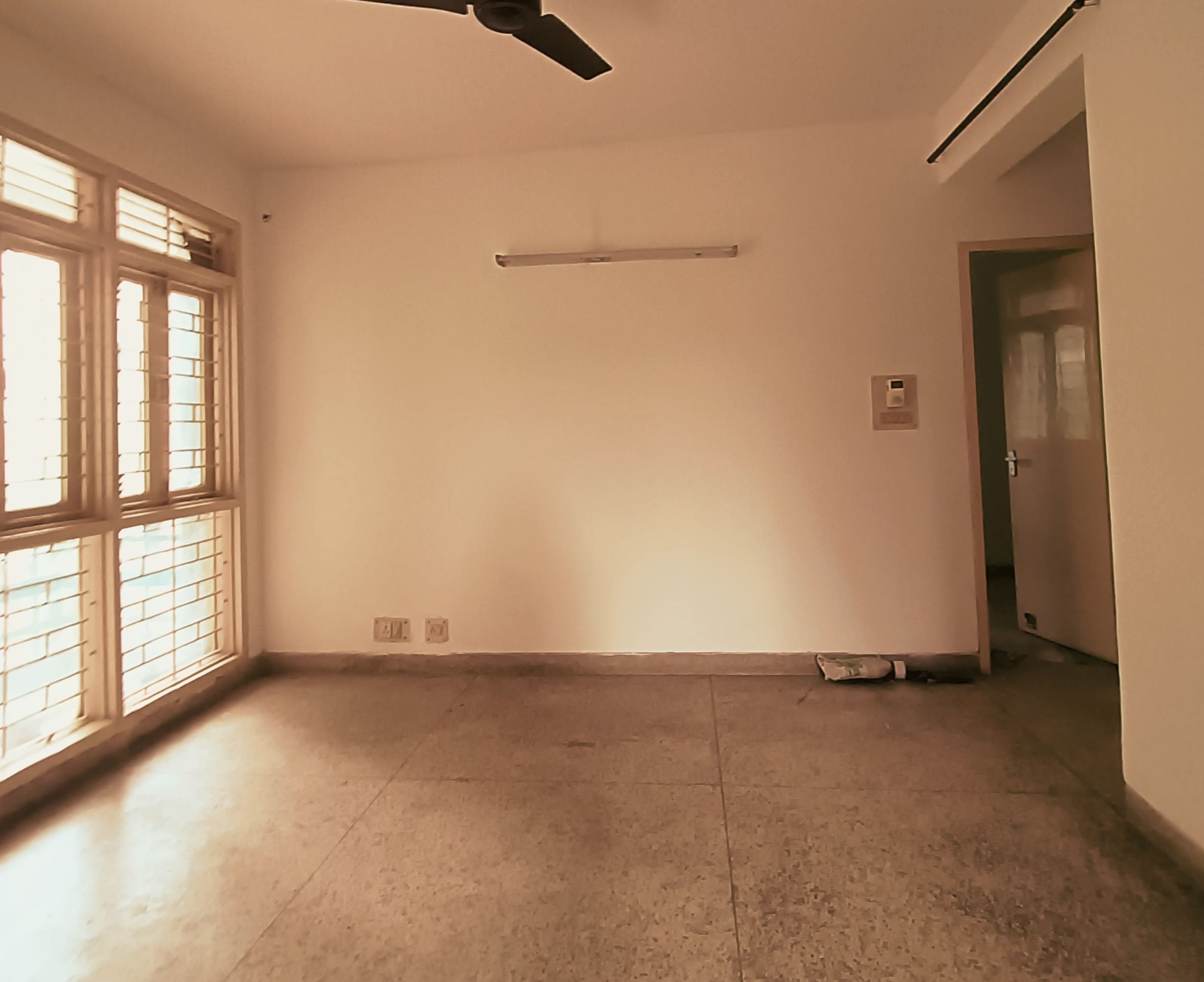 Living room render vs photo - Before